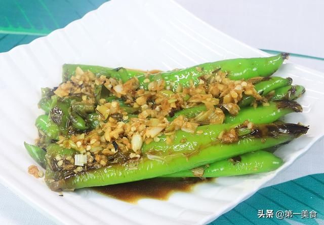 虎皮|虎皮青椒不放油也能起虎皮，厨师长分享做法和技巧，学会在家做