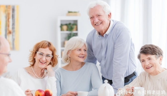 4種食物,營養(yǎng)價值較高,營養(yǎng)不良的老人可以每天吃,補(bǔ)充能量