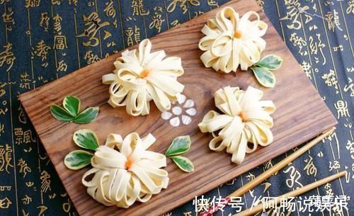 骨骼|补钙第1名原来是它,咱们都忽略了,1周吃2次,孩子身高蹭蹭长