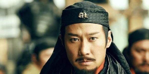 梁山四虎&水浒中最强的人物王寅,梁山四虎差点死于他手,幸亏林冲及时赶到!