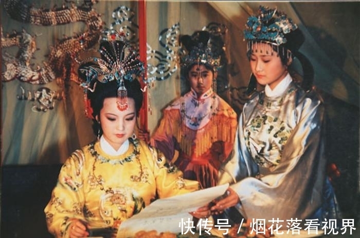 榴花!揭秘红楼梦:贾元春入宫20年,为何一直没有子嗣?