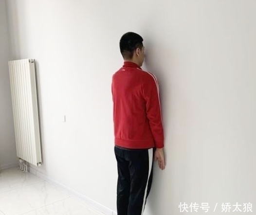 深蹲|百练不如一蹲!1个蹲墙功好过10个深蹲,1天30个,身体健康又轻松