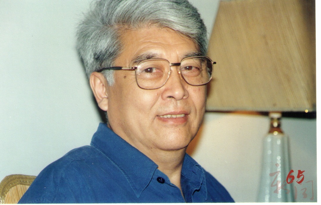 郑兴东:一位有“高度”的新闻传播家