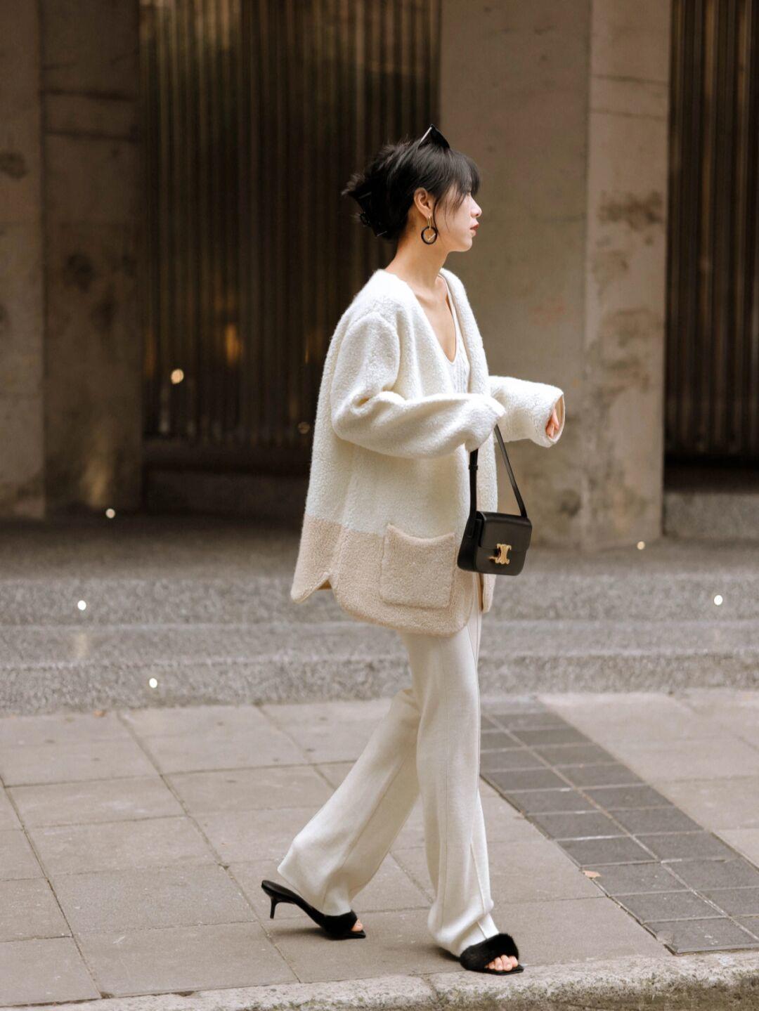 毛衣 这是我见过最温柔大气的冬季穿搭,分享4款毛衣,适合普通大众