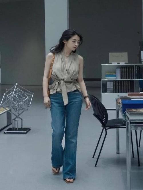 穿搭 三木博主的穿搭真好看，喇叭裤、阔腿裤搭配衬衫，优雅清新还美丽