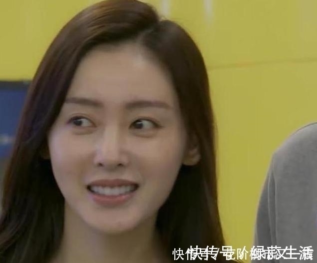 小霞|那些纹眉的女生,目前怎么样了?过来人说出亲身经历,别毫不在乎