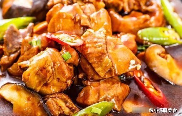 非常好吃入味的几美食，出锅道后飘香满屋，一家人吃得有滋有味