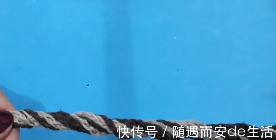 蕾丝 自制洋气颈链,一款多链式圆柱装饰颈链教程,配任何衣服都美美哒