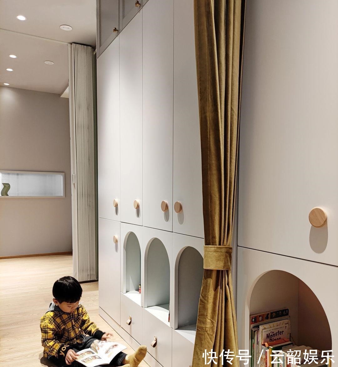 何雨晴|佩服!她把仅55㎡的家重新改造,有“4室”两卫,老破小逆袭成功