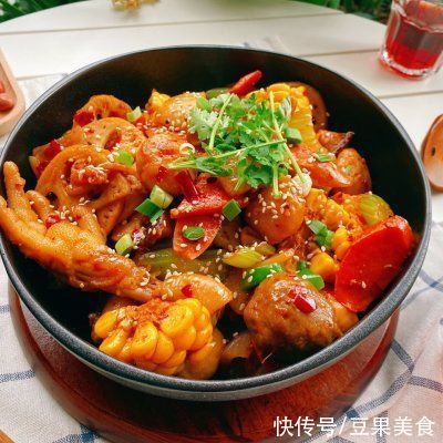 #元宵节美食大赏#元宵节家宴菜品之麻辣香锅