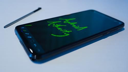 骁龙|Moto G Stylus 2021屏幕更大，骁龙675处理器