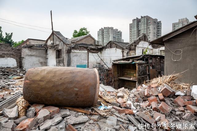 到底谁错了？四合院沦为大杂院，有些住户却不愿搬走