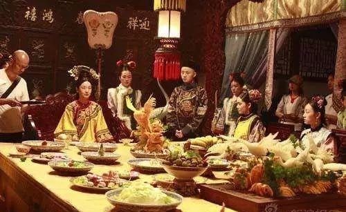 回忆|古代皇帝最后吃不完的菜都去哪里了?溥仪这样回忆