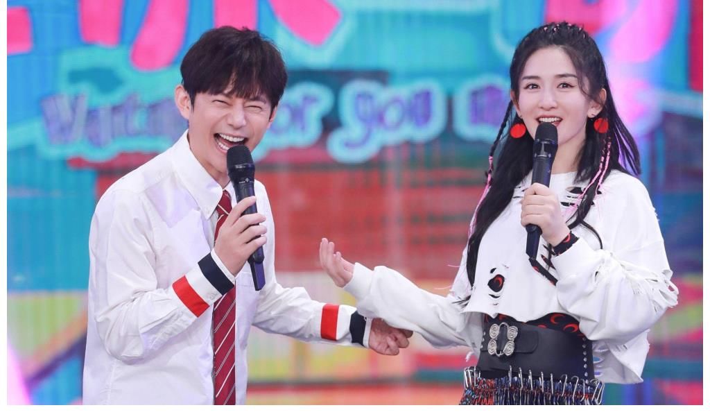 丁程鑫|谢娜回归《快本》首秀，六位主持人首次同台，收视率不升反降