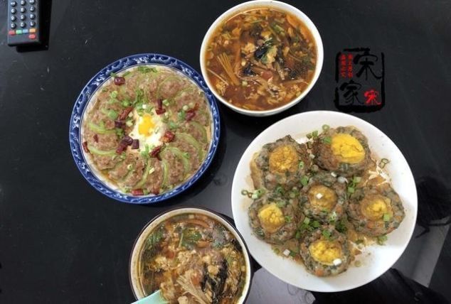 晚餐，老公下厨做了2菜1汤，这是我吃过最好吃的菜