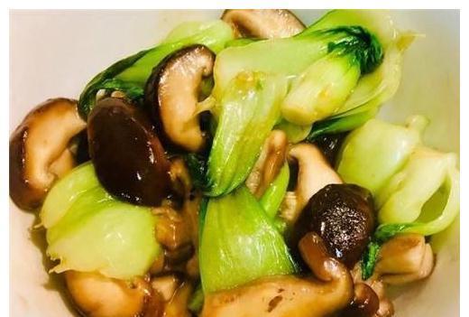 菌柄|秋后不想长膘,把它当主食吃,减肥瘦身快,小肚平坦无赘肉!