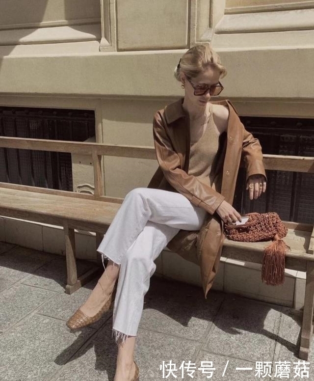 穿搭|驼色才是秋冬高级色,优雅质感还大气,俄罗斯博主秋装示范太美了