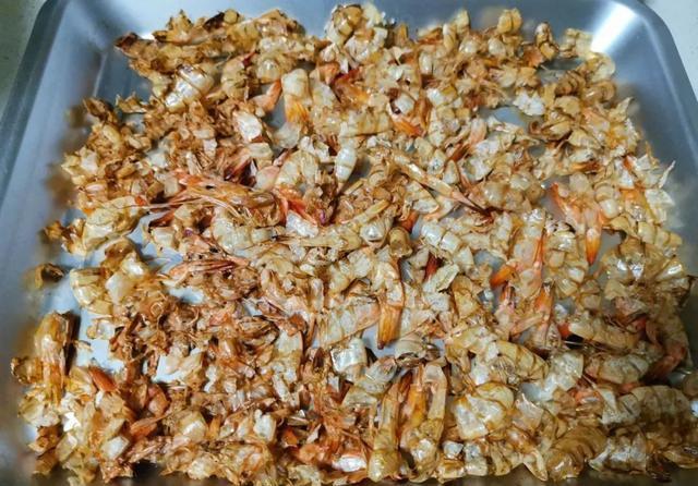 钓鱼小技巧:开完虾饵虾壳不要扔,2个方法将其变废为宝