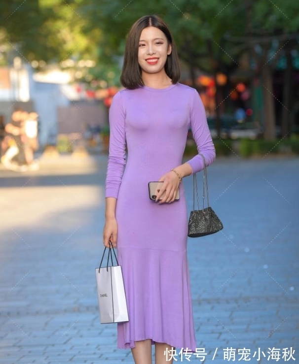 长裙 紫色丝滑长裙,别有一番风味