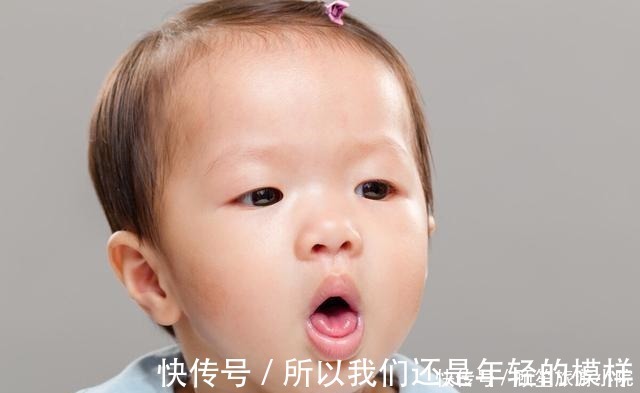 家长|宝宝睡觉爱出汗不一定是因为热，有两个原因家长别忽视