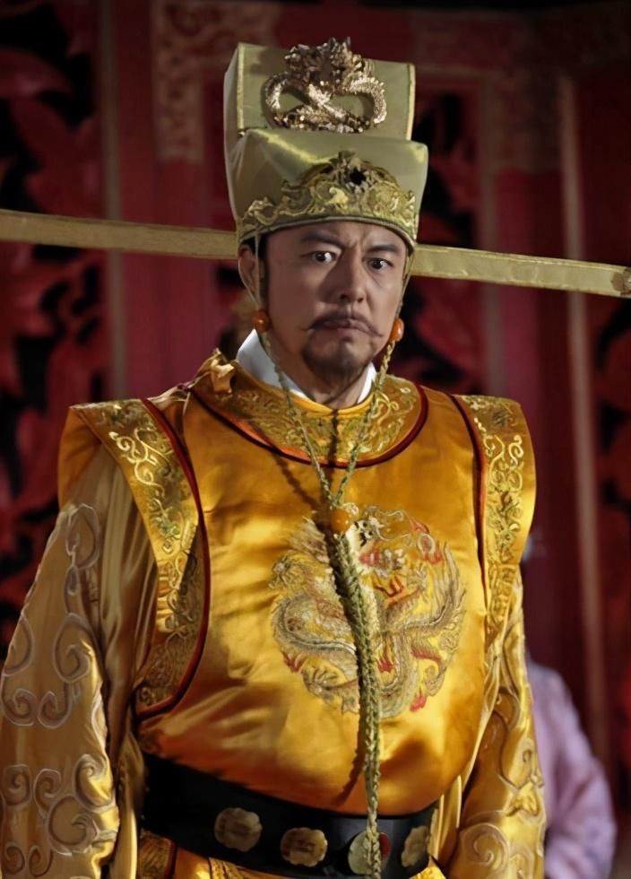 身犯险|宋真宗继承皇帝位，吕端以身犯险验明正身，昭示“大事不糊涂”