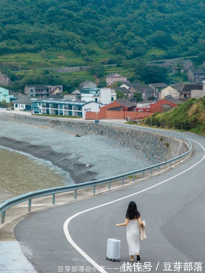 八间房|“桃”你喜欢想和你一起去这个小岛上的民宿，看星空、山海和日光！