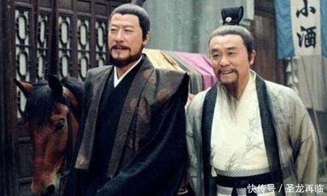 刘伯温|刘伯温怒拆诸葛武侯庙,砸下匾额后看到一行字后,扑通跪下