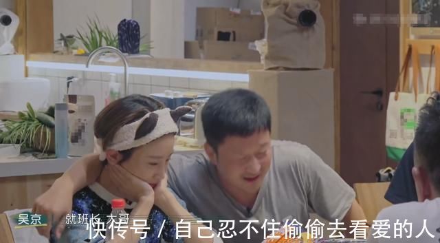 |于谦喝酒烫头不是段子?见岳父醉倒睡楼道,带酒上台险逼疯郭德纲