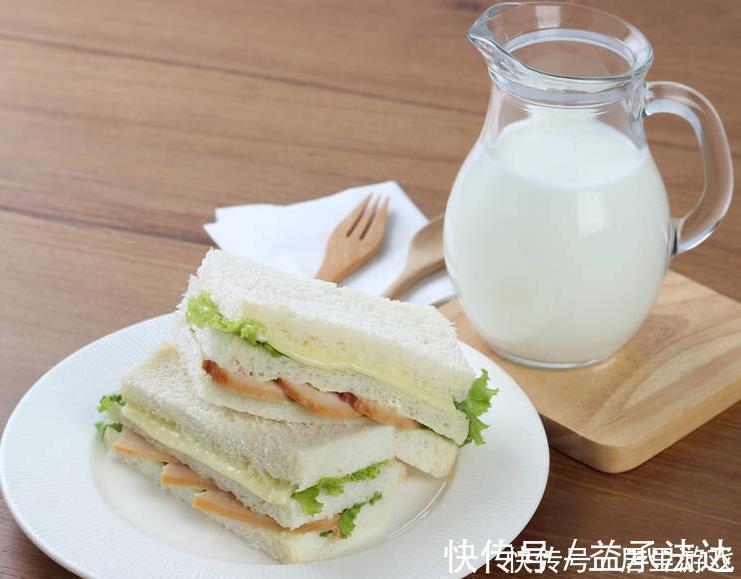 发育|8岁男孩缺钙不长个,父母不知,身体停止发育,医生:家长太疏忽