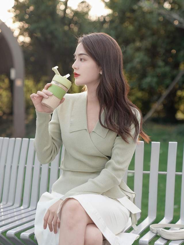 高级感|有一半的人都说:想要穿出高级感很难,掌握这几点穿搭技巧就够了