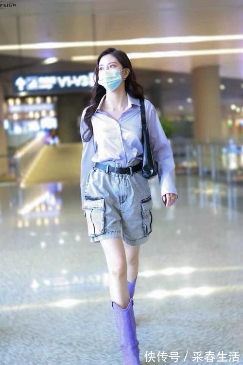 大波浪|小姐姐气质真是绝了,衬衫配牛仔短裤文艺高级,太有明星气质