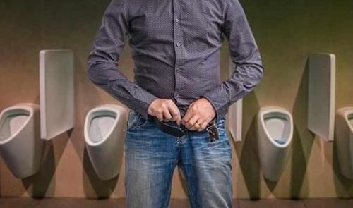 健康状况|60岁以上的男性,若还能坚持做4件事,或说明你的体质还不错