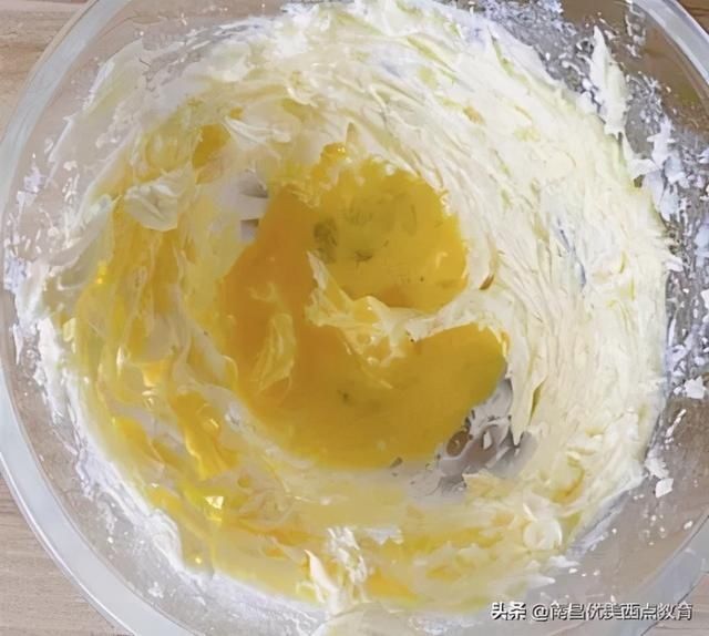 零食|懒人躲被窝里都在惦记的小零食,这一口奶酥酥到心坎里了