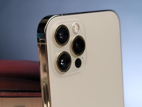 iPhone12|iPhone12 Pro上手:到底“Pro”在哪儿?