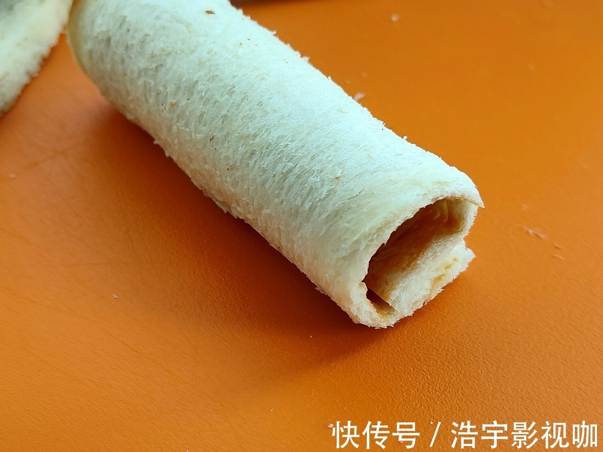司卷|简单快手的花生酱吐司卷，10分钟就做好，好吃又营养