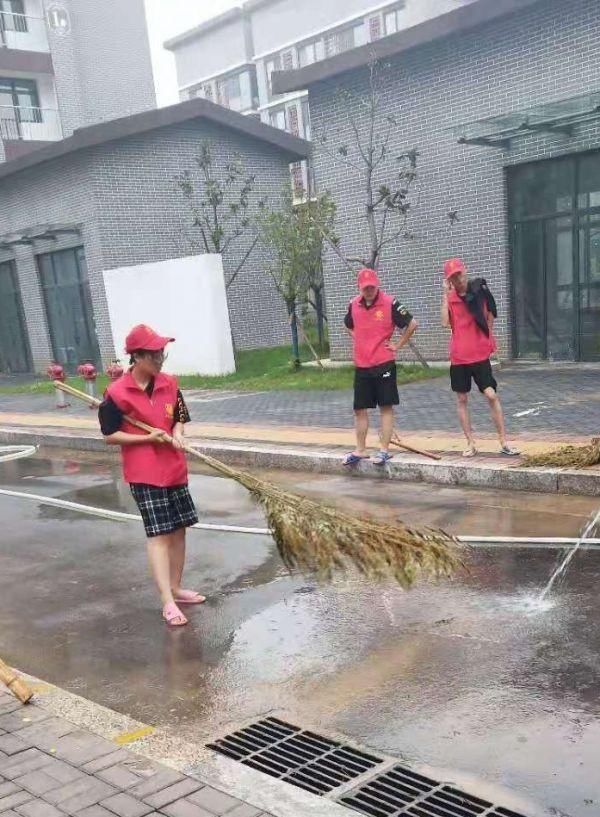 暴雨|暖心，这些武汉大学生在为河南救灾忙碌