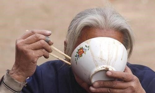 老年人|血液稠不稠不用去医院，看身上这两个处一目了然，老年人莫轻视