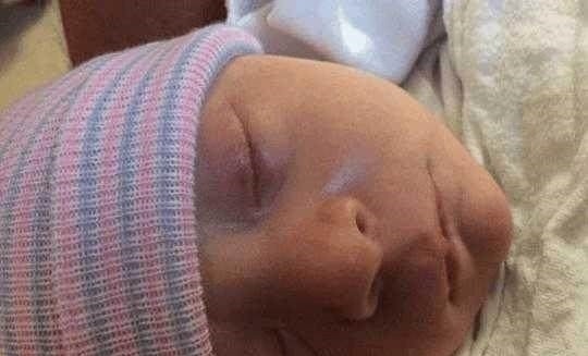 身孕|女子怀胎九个多月后才知道已有身孕,知道消息一小时后便产子!