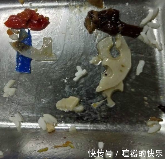 |幽默笑话:老婆肚子不争气,连生八胎,都是姑娘