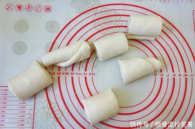 面粉|随手做个饼,暄软多层鼓大泡,好吃到爆棚,做对这一步,你也行