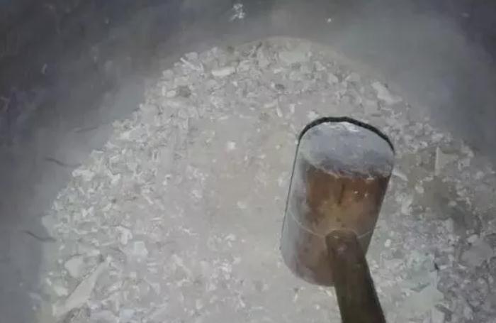 骨粉肥|养蟹爪兰，怎么催花？没有磷酸二氢钾就用它，1个月1次