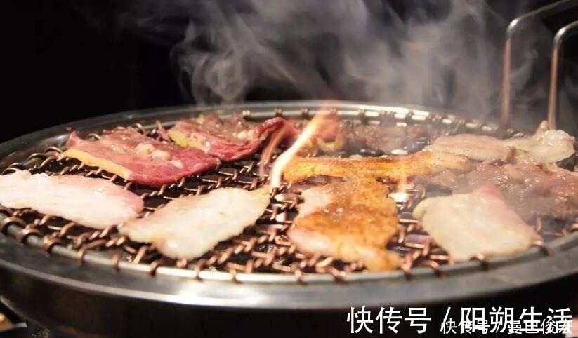 腊排骨|冬天“腊肉”别光炒了，5种吃法超美味，不油不腻越吃越香！