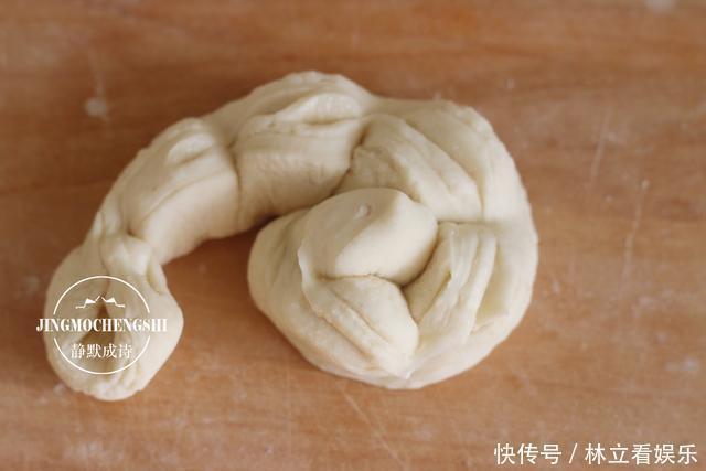 熟花生油|又找到一种花卷新做法,不用拧,倍儿好看,手残党也能一次成功