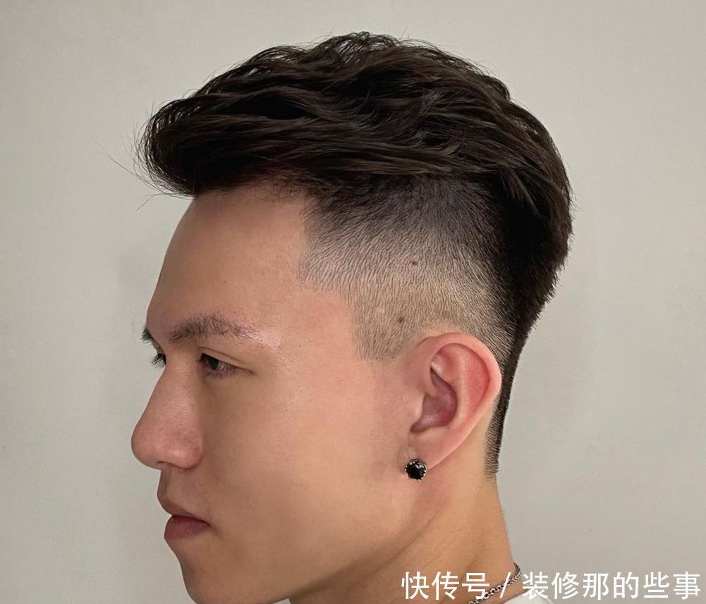 发型|“寸头”再帅也不要乱剪,2021男生流行6款发型,尽显潮男范