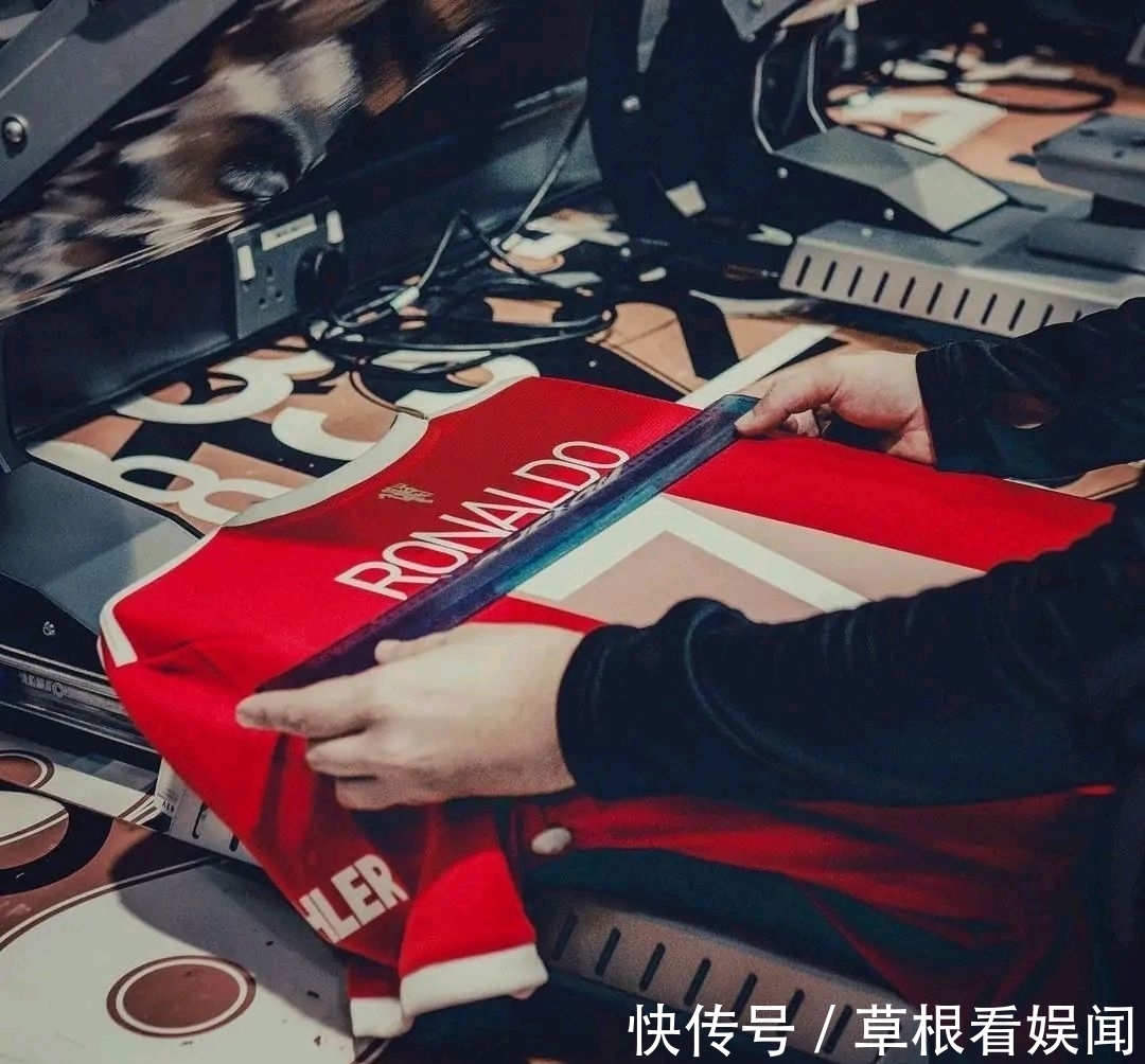 销售额|仅仅12小时,C罗就破纪录!梅西也得靠边站,曼城悔不当初