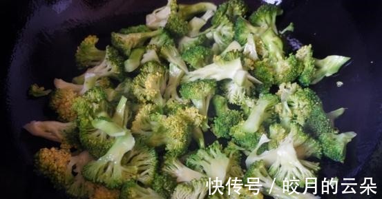 玉米淀粉|在家做蒜蓉虾仁西兰花,蒜香浓郁,可口清爽!