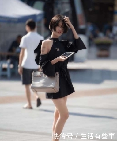 街拍|街拍：图三短发美女，性感迷人的黑色服装，超迷人