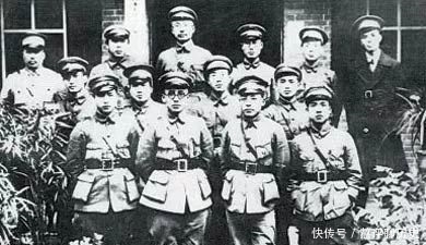 看不起|你凭什么看不起郭沫若?