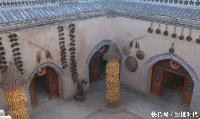 到底|平地冒炊烟看似无人地窨子房到底是什么