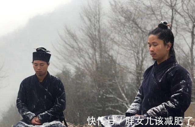 韦应物!唐代“二世祖”韦应物,写下一首清新淡雅的诗,苏轼很是喜爱